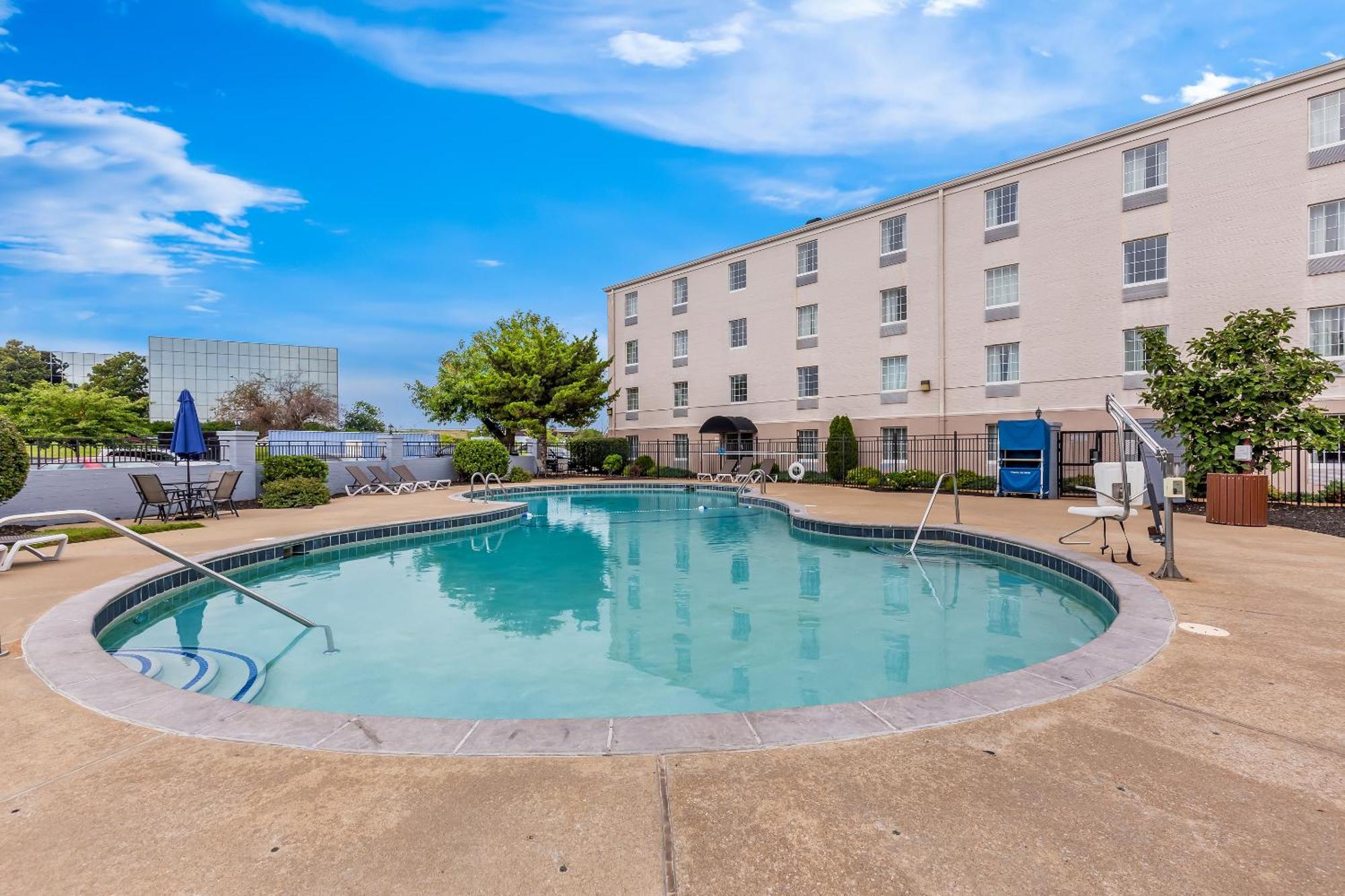 Comfort Inn St Louis - Westport Event Center Maryland Heights Exterior foto